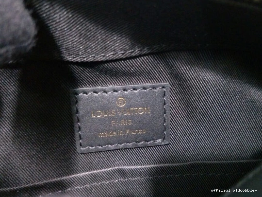 Official oldcobbler LOUIS VUITTON SAINTONGE 0814